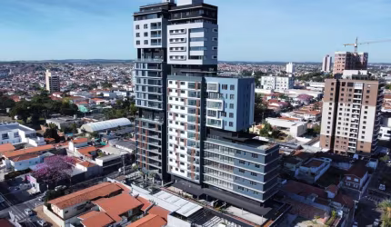 Apartamento para venda em Centro de 248.00m² com 4 Quartos, 4 Suites e 5 Garagens