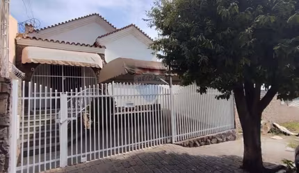 Casa para venda em Centro de 160.57m² com 3 Quartos e 1 Suite