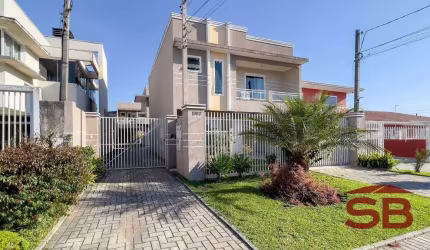 Sobrado para venda em Cajuru de 122.00m² com 3 Quartos, 1 Suite e 1 Garagem