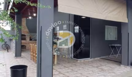 Casa para venda em Jardim Maria Beatriz de 152.00m² com 3 Quartos, 1 Suite e 4 Garagens
