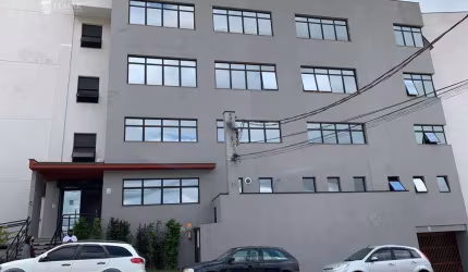 Sala Comercial para alugar em Centro de 75.00m² com 1 Garagem