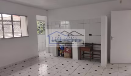 Casa para alugar em Vila Anunciata de 53.00m² com 2 Quartos