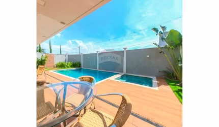 Casa para venda em Jardim Terras De Carolina de 326.00m² com 4 Quartos, 4 Suites e 2 Garagens