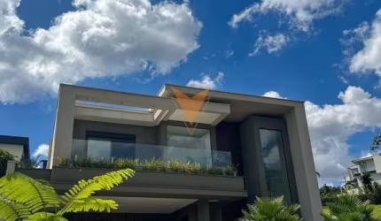 Casa para venda em Tamboré de 403.00m² com 5 Quartos, 5 Suites e 3 Garagens