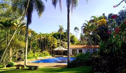 Fazenda / Sítio para venda em Bairro Dos Garcias de 125000.00m² com 4 Quartos, 2 Suites e 8 Garagens