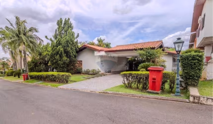 Casa de Condomínio para venda em Parque Campolim de 375.98m² com 3 Quartos, 3 Suites e 4 Garagens