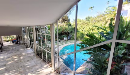 Casa de Condomínio para venda em Jardim Colibri de 403.00m² com 3 Quartos e 2 Suites