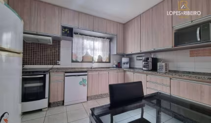 Casa para venda em Residencial Cedro de 110.00m² com 2 Quartos, 1 Suite e 2 Garagens