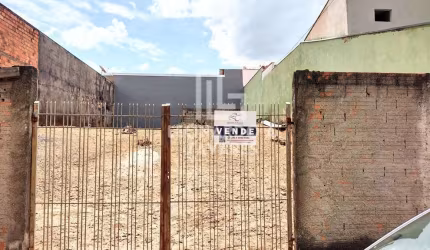 Terreno para venda em Parque Real de 318.00m²