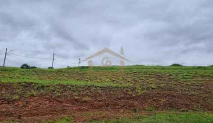 Terreno para venda em Jardim Do Golf I de 779.00m²