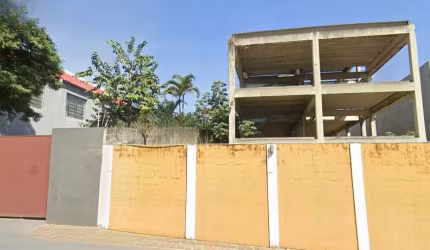 Galpão / Depósito / Armazém para venda em Chácaras Reunidas de 1800.00m²