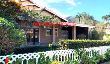 Casa para venda em Condominio Lagoinha de 173.00m² com 3 Quartos, 2 Suites e 2 Garagens