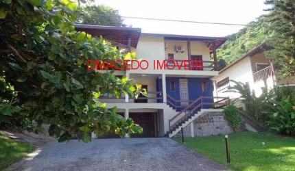 Casa para venda em Recanto Da Lagoinha de 424.00m² com 5 Quartos, 5 Suites e 6 Garagens