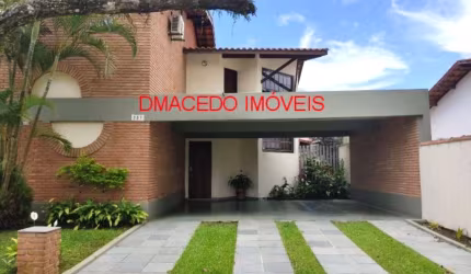 Casa para venda em Condominio Lagoinha de 359.00m² com 3 Quartos, 2 Suites e 4 Garagens