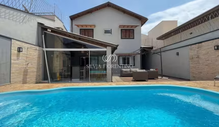 Casa para venda em Chácaras Reunidas Brasil de 250.00m² com 3 Quartos, 1 Suite e 2 Garagens