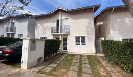 Casa de Condomínio para venda em Granja Viana de 90.00m² com 3 Quartos, 1 Suite e 2 Garagens