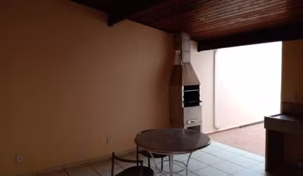 Casa para venda e aluguel em Altos Dos Ypês de 250.00m² com 2 Quartos, 1 Suite e 2 Garagens