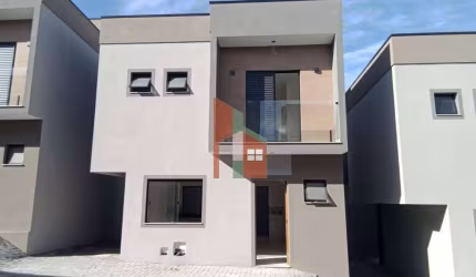 Casa para alugar em Jardim Santo Antônio de 78.00m² com 2 Quartos, 2 Suites e 2 Garagens