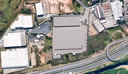 Galpão / Depósito / Armazém para alugar em Cumbica de 3486.00m²