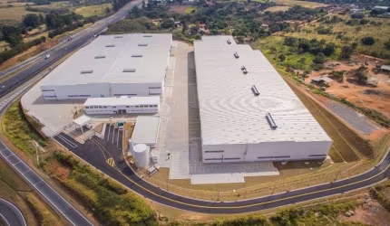 Galpão / Depósito / Armazém para alugar em Chácaras São Martinho de 6221.00m² com 249 Garagens