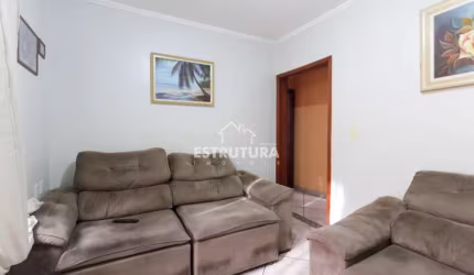 Casa para venda em Centro de 120.00m² com 3 Quartos, 1 Suite e 2 Garagens