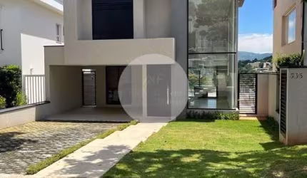 Casa para venda em Suru de 300.00m² com 3 Quartos, 3 Suites e 2 Garagens