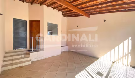 Casa para venda em Cidade Jardim de 129.00m² com 3 Quartos, 1 Suite e 2 Garagens