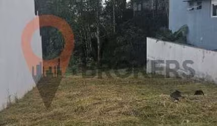 Terreno para venda em Cézar De Souza de 270.00m²