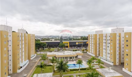 Apartamento para alugar em Novo Mundo de 61.00m² com 3 Quartos, 1 Suite e 1 Garagem