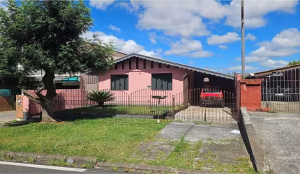 Casa para venda em Estação de 182.00m² com 3 Quartos e 2 Garagens