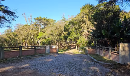 Chácara para venda em Campina Do Taquaral de 600.00m² com 3 Quartos, 1 Suite e 6 Garagens