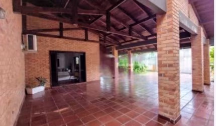 Casa para venda em Guaratuba de 427.00m² com 5 Quartos e 4 Garagens