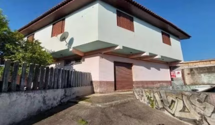 Casa para venda em Tatuquara de 346.00m² com 3 Quartos e 4 Garagens