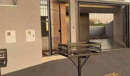 Casa para venda em Jardim Rebouças de 99.00m² com 3 Quartos, 1 Suite e 2 Garagens