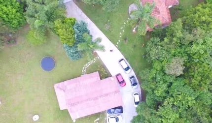 Chácara para venda em Parque Das Nascentes de 240.00m² com 6 Quartos e 20 Garagens