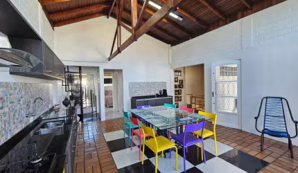 Casa para venda em Fazenda Velha de 169.00m² com 2 Quartos, 1 Suite e 3 Garagens