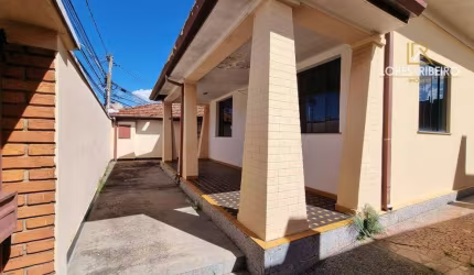Casa para venda em Vila Dos Lavradores de 244.00m² com 4 Quartos e 2 Garagens