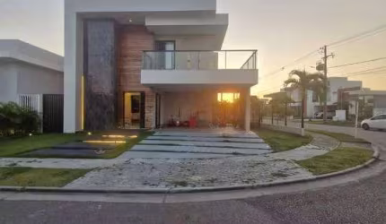 Casa de Condomínio para venda em Centro de 265.00m² com 4 Quartos, 2 Suites e 4 Garagens
