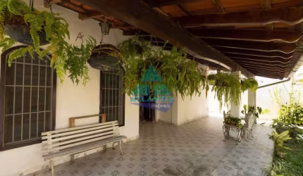 Casa para venda em Praia Da Lagoinha de 212.00m² com 4 Quartos, 3 Suites e 2 Garagens