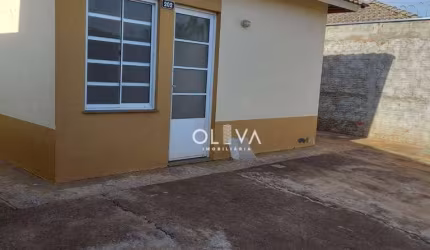 Casa para venda em Parque Residencial Da Fraternidade de 200.00m² com 2 Quartos e 2 Garagens