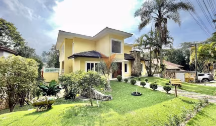 Casa para venda em Transurb de 494.50m² com 4 Quartos, 3 Suites e 6 Garagens