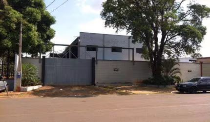 Imóvel Comercial para venda em Betel de 2700.00m²