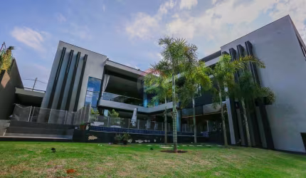 Casa de Condomínio para venda em Araçoiaba da Serra de 540.00m² com 4 Quartos, 4 Suites e 8 Garagens