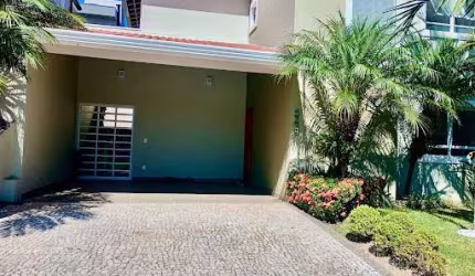 Casa de Condomínio para venda em Condomínio Portal Do Jequitibá de 193.00m² com 3 Quartos, 3 Suites e 4 Garagens
