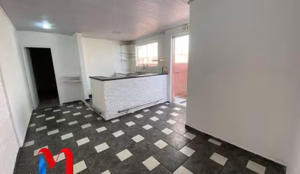 Casa para alugar em Cerâmica de 60.00m² com 1 Quarto e 2 Garagens