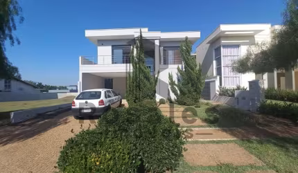 Casa para venda em Betel de 290.00m² com 3 Quartos, 3 Suites e 4 Garagens