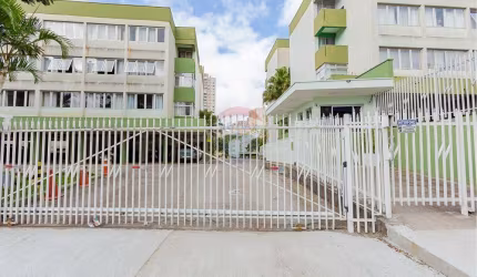Apartamento para venda em Portão de 76.00m² com 3 Quartos, 1 Suite e 1 Garagem
