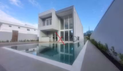 Casa de Condomínio para venda em Maitinga de 299.00m² com 4 Quartos, 4 Suites e 4 Garagens