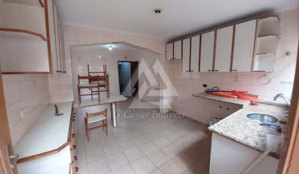 Sobrado para venda em Utinga de 240.00m² com 3 Quartos e 1 Suite