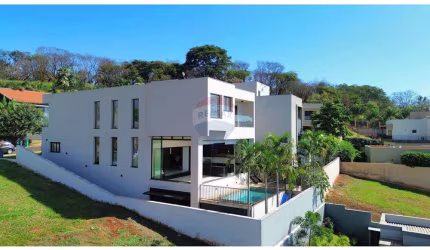 Casa de Condomínio para venda em Residencial E Empresarial Alphaville de 514.00m² com 4 Quartos, 4 Suites e 6 Garagens